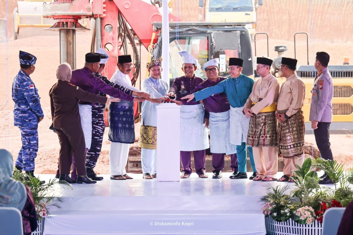 Groundbreaking Museum dan Monumen Bahasa Nasional di Pulau Penyengat, Mendagri: Mengenalkan Sejarah Asal Bahasa Indonesia
