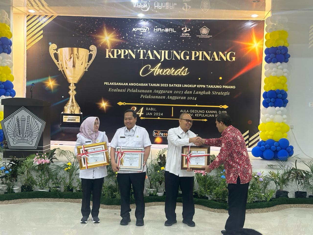 Dinkes Kepri Raih Penghargaan Dari KPPN Tanjung Pinang Tahun 2024