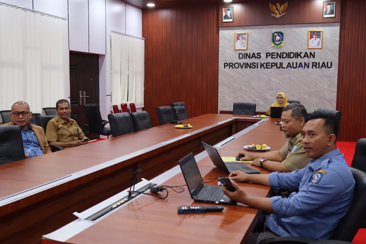 Disdik Kepri Evaluasi Pelaksanaan SPMB 2026, Sekretaris Hadiri Penyusunan Laporan