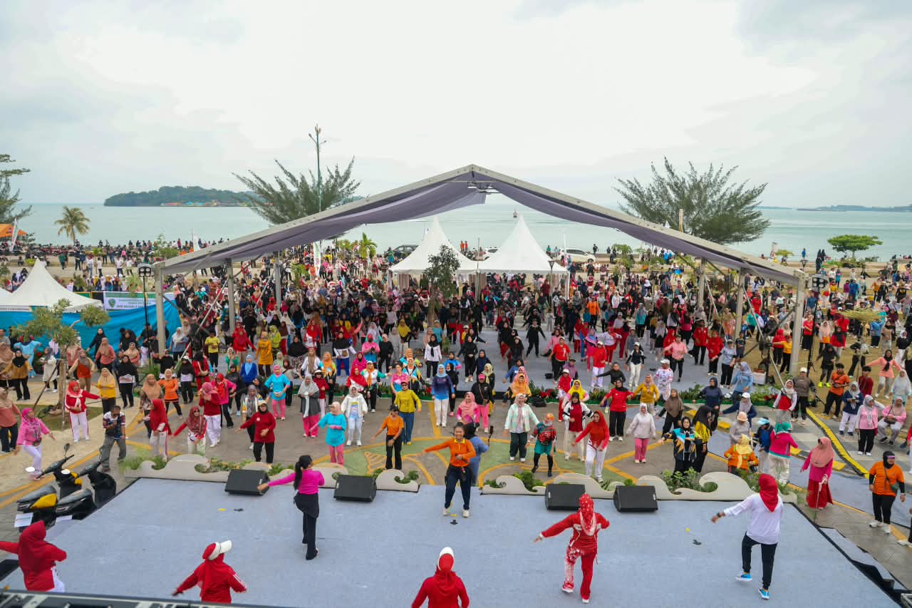 Dekrafest 2026 Resmi Dibuka, Dorong Promosi Kerajinan dan Penguatan UMKM Kepri