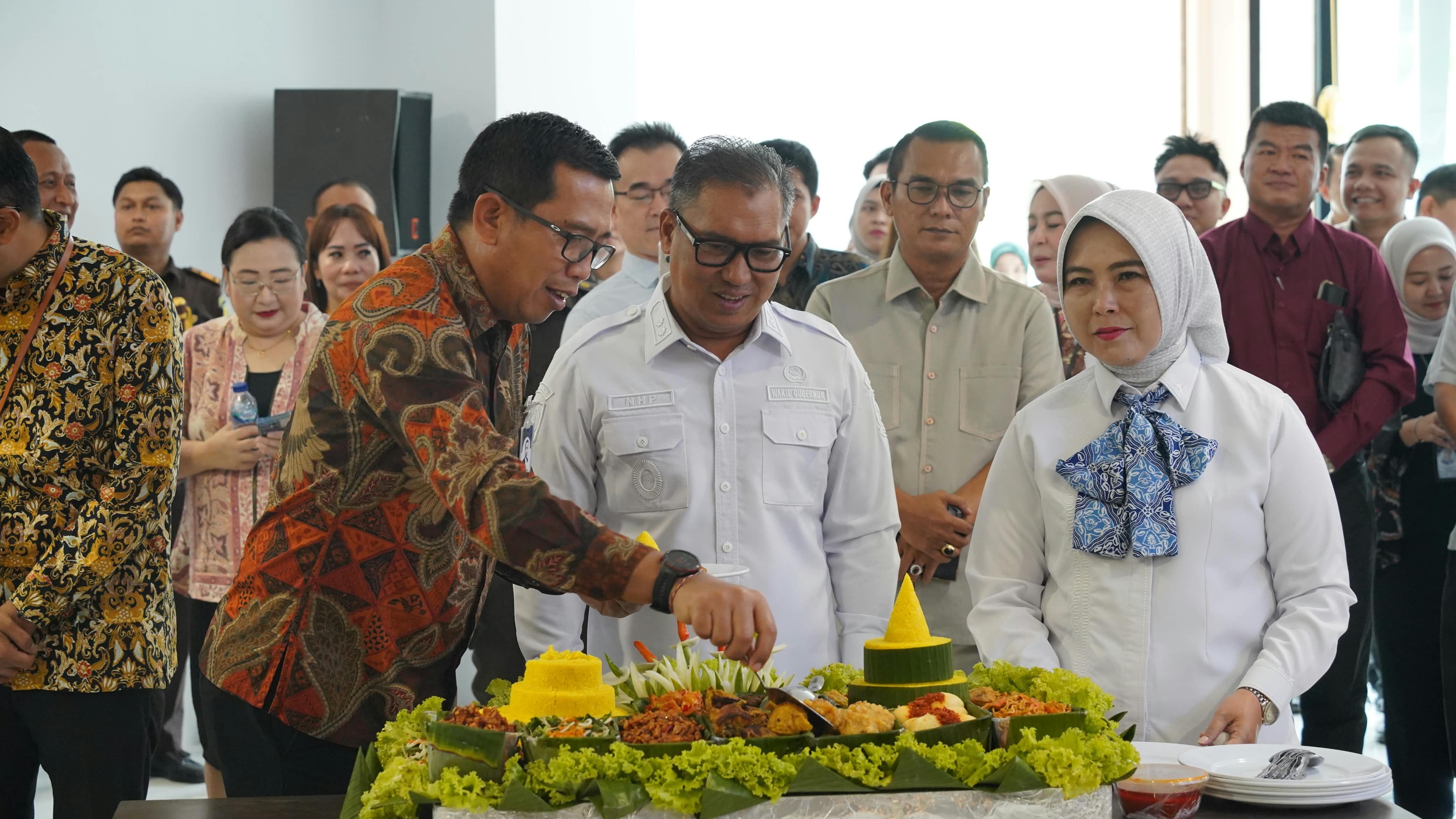 Wagub Nyanyang: Kepri Butuh Ekosistem Ekonomi dan Keuangan yang Kuat untuk Dukung Dunia Usaha