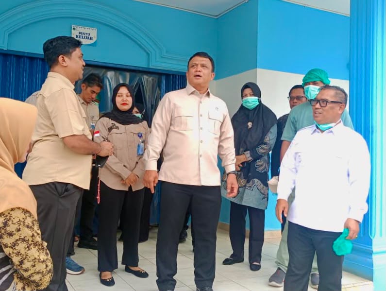 Wagub Nyanyang Dampingi Wakil Kepala BGN Tinjau SPPG di Batam, Tekankan Kepatuhan Standar MBG