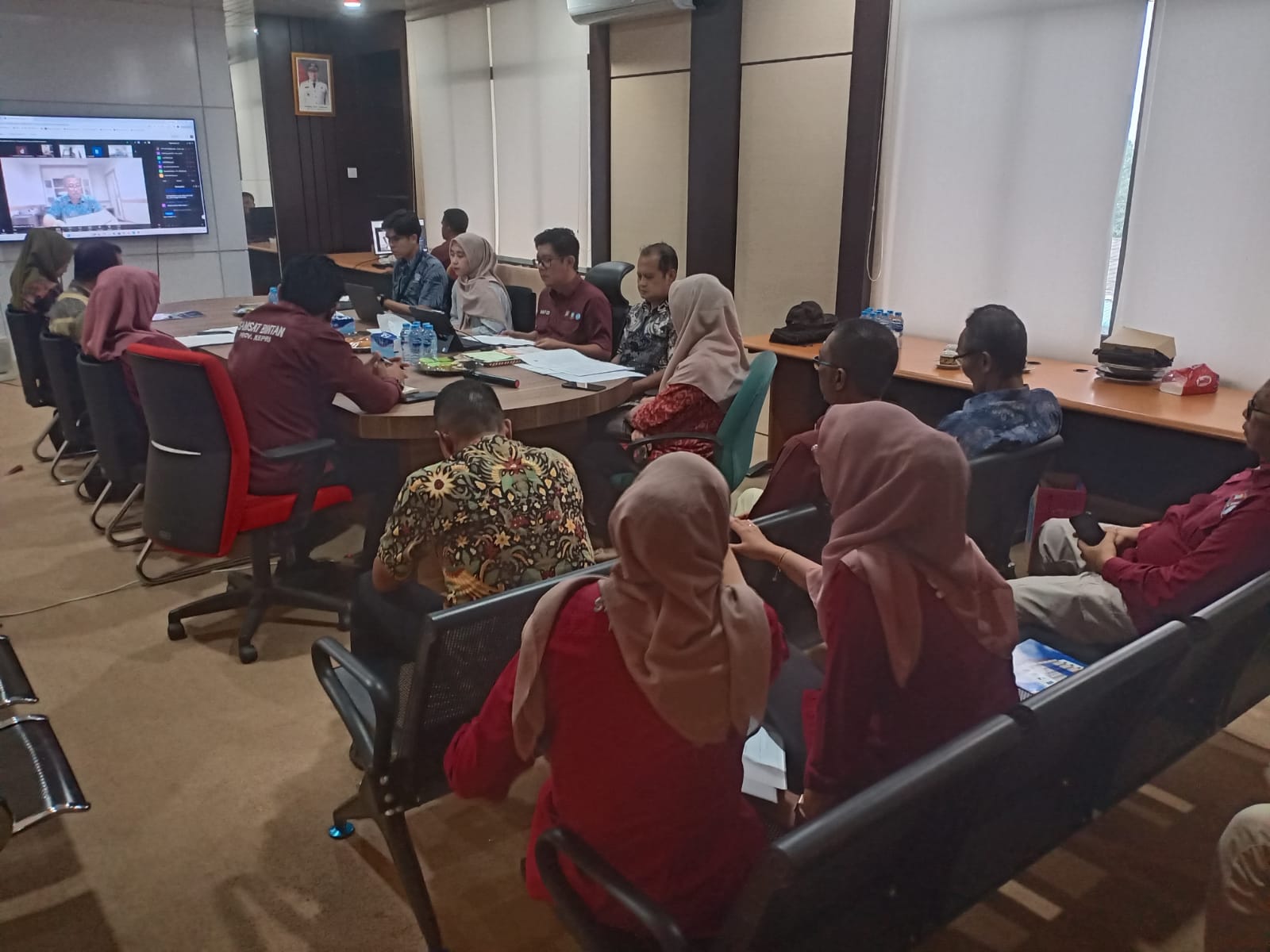 RAPAT PEMBAHASAN KERJA SAMA PROV KEPRI DAN PT BINTAN RESORT CAKRAWALA
TENTANG KOLABORASI INKLUSIF DI KAWASAN EKSLUSIF PARIWISATA BINTAN RESORTS 
