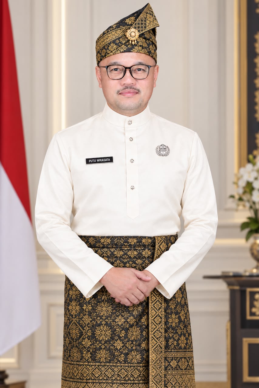 Putu Wirasata, S.E., M.E.