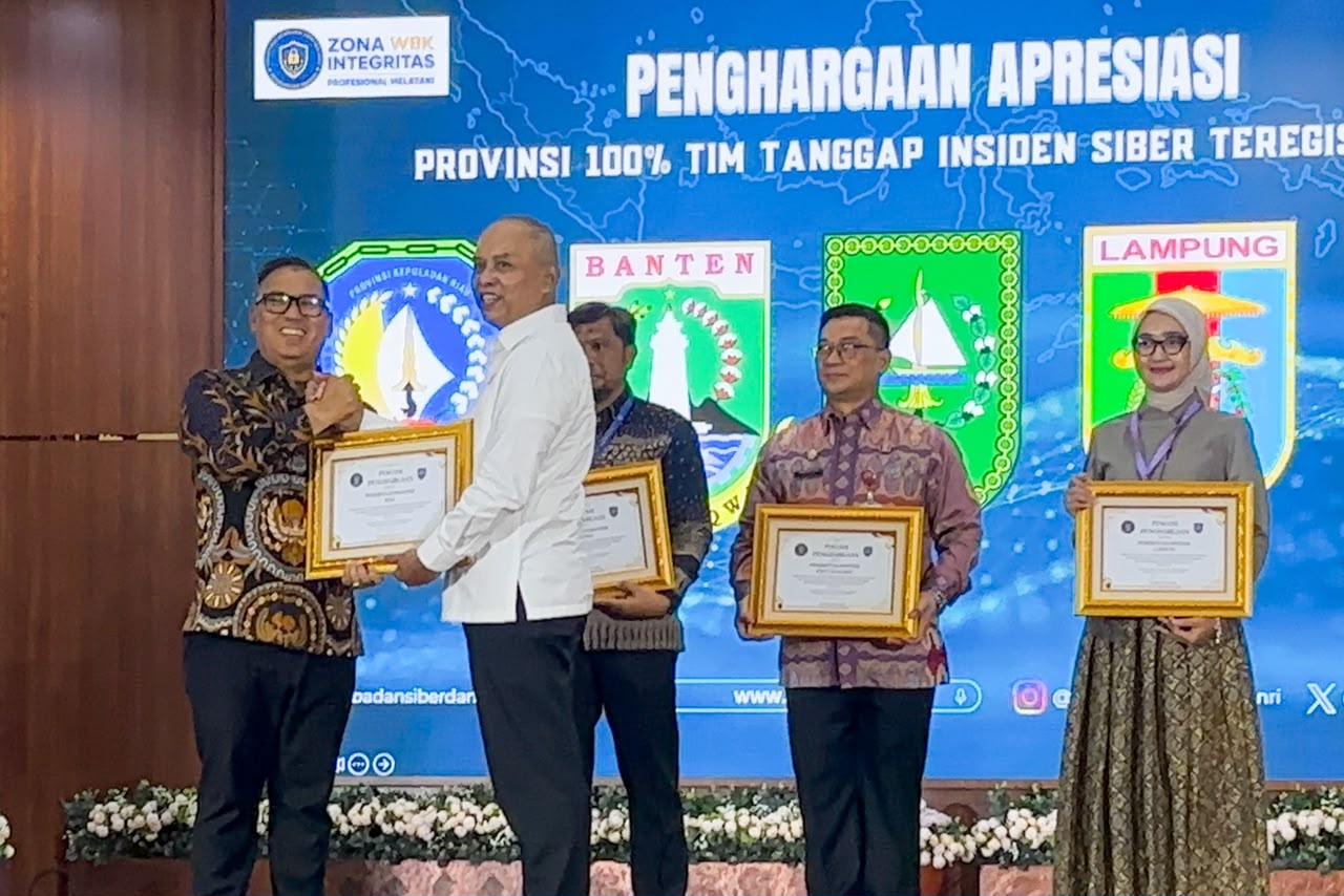 Kepri Berhasil Bentuk TTIS di Seluruh Kabupaten/Kota, Wagub Terima Penghargaan BSSN