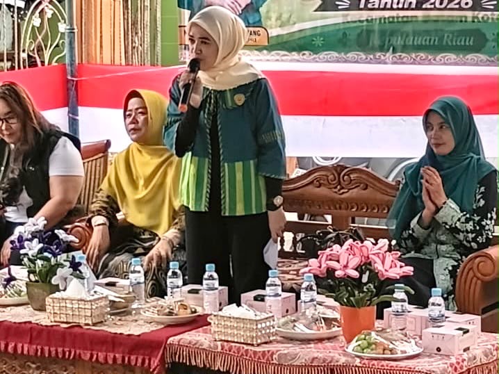 BKOW Kepri Dorong Perempuan Mandiri Ekonomi Melalui Pelatihan Membuat Kue