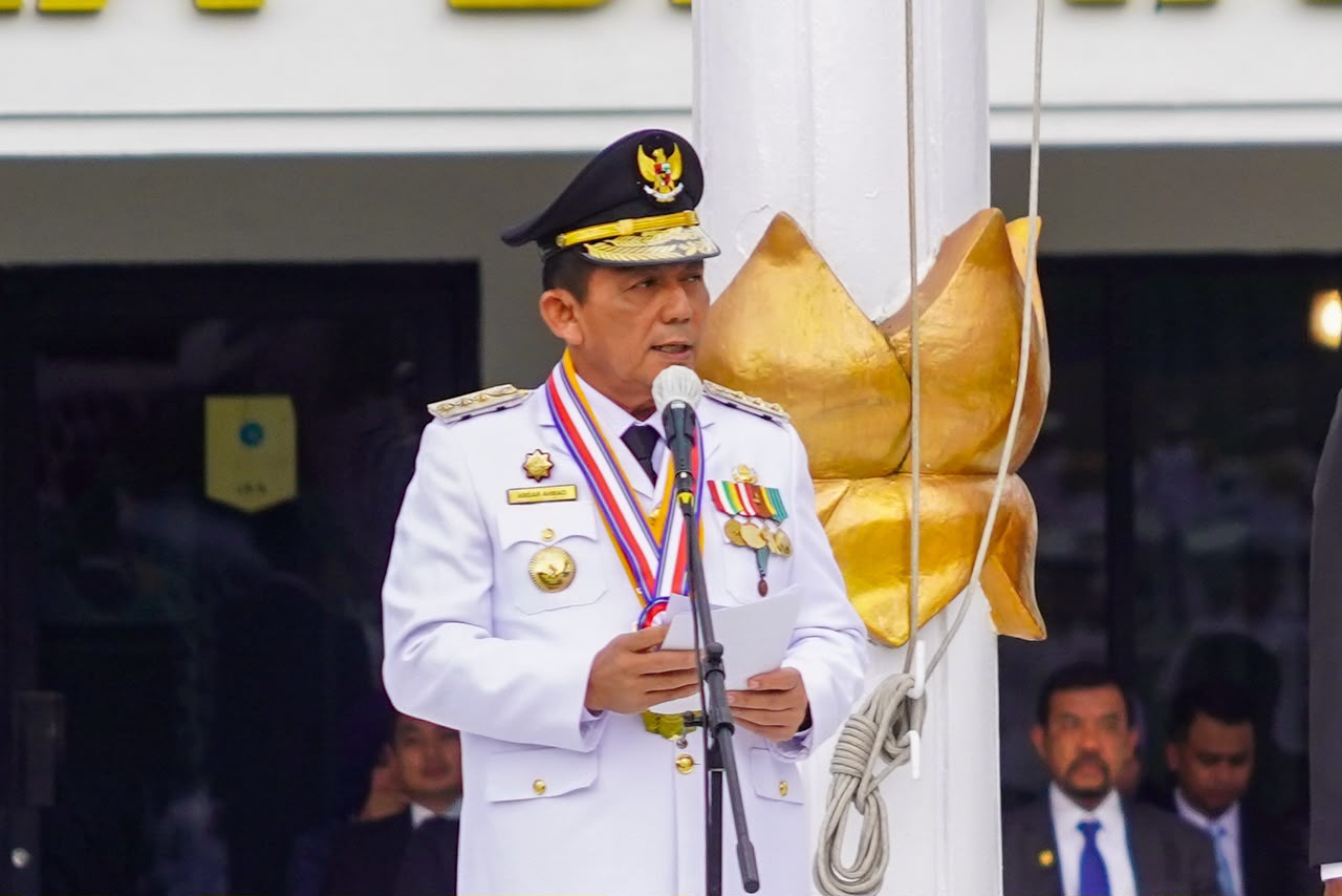 Gubernur Ansar Ahmad Terima Penghargaan Kartika Pamong Praja Madya dari IPDN
