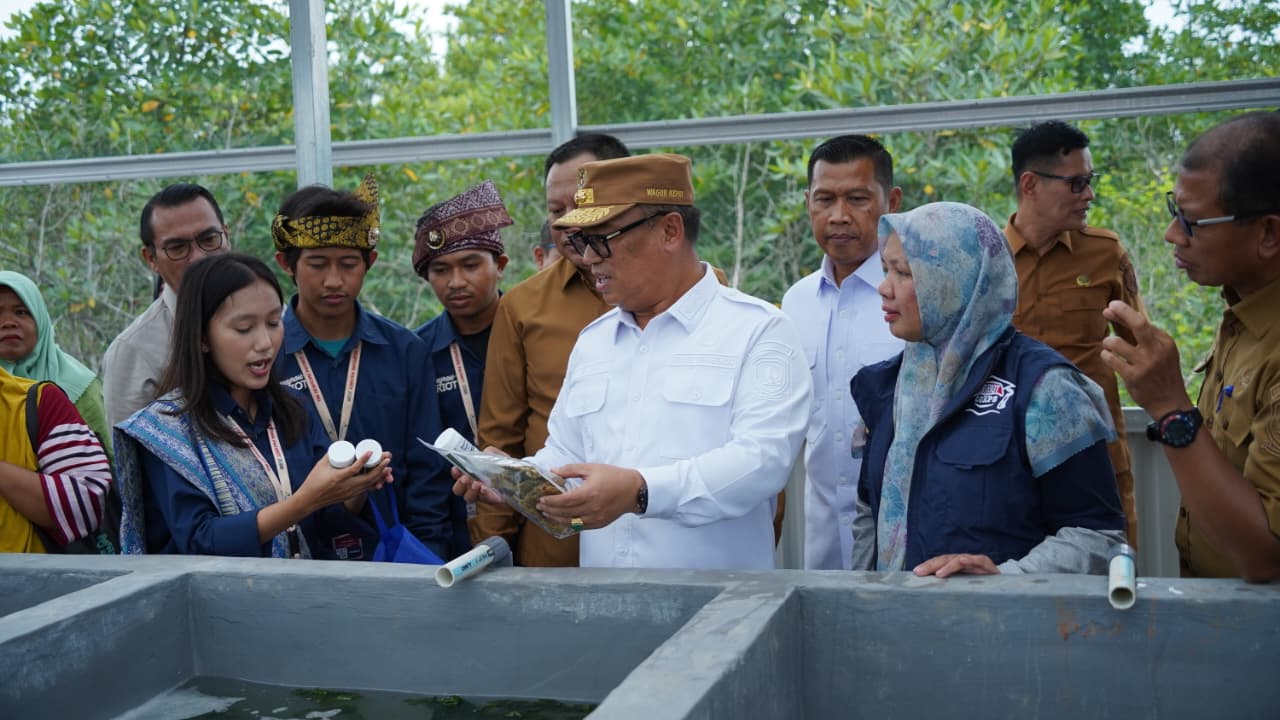Perkuat Ketahanan Pangan Lokal, Wagub Nyanyang Resmikan Rumah Budidaya Rumput Laut Sembulang Batam