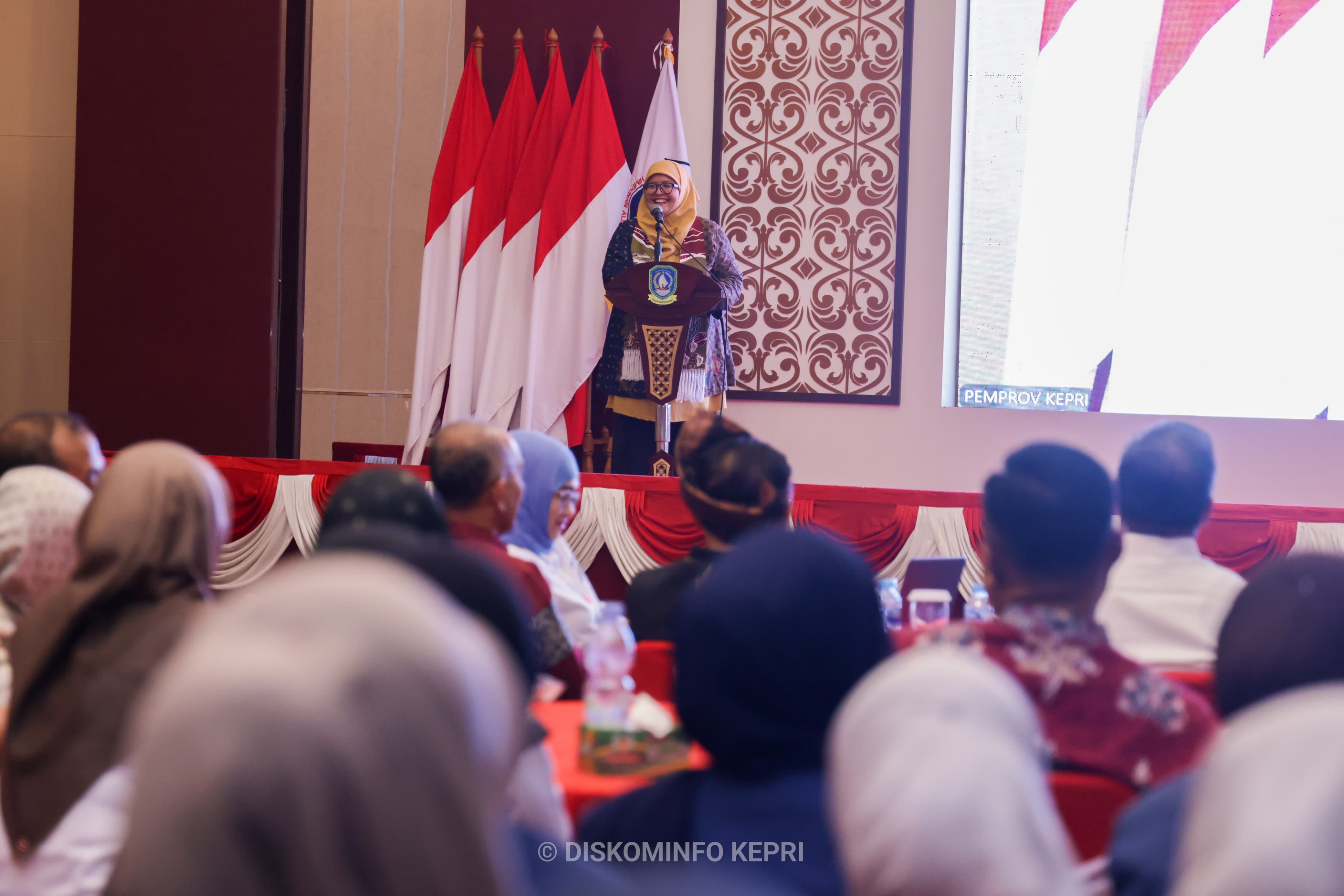 Wagub Nyanyang Buka Talkshow Nasional “Kepri di Gerbang ASEAN”